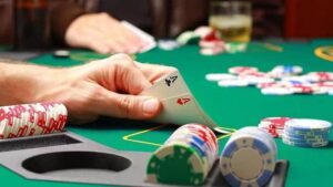 Khai thác chiến thuật chơi poker hay và hiệu quả