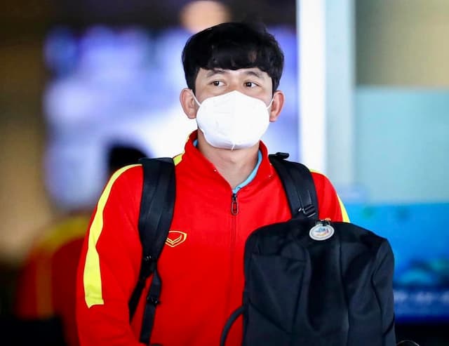 Minh Vương trở về nước khi khi thi đấu